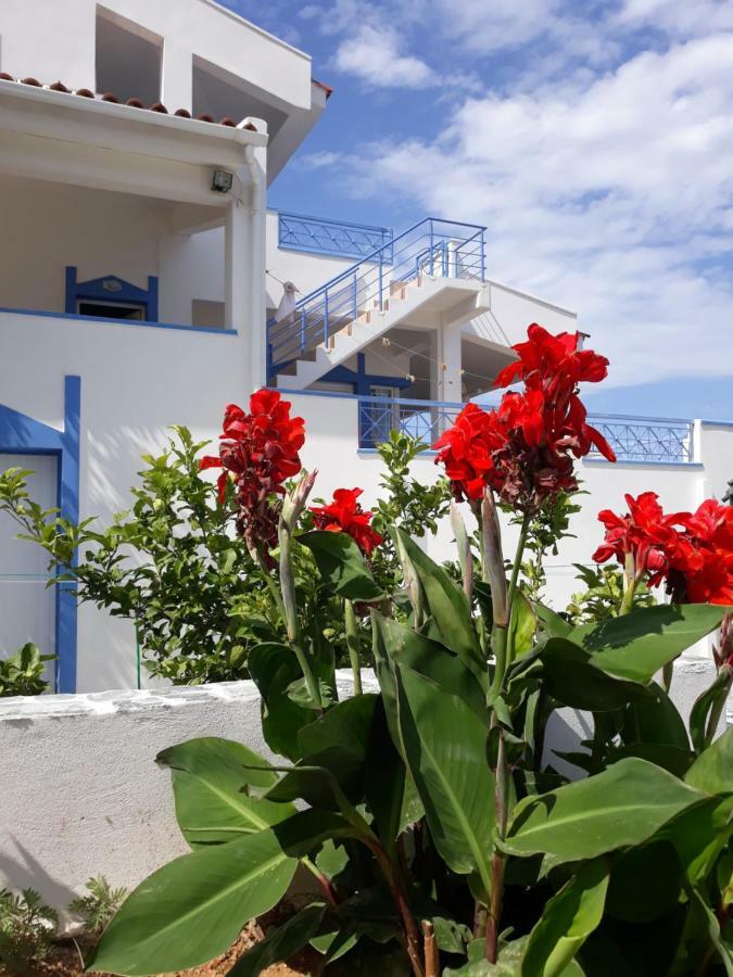 Appartement Korasida Blue Coast à Akhladherí Extérieur photo